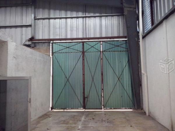 Funcional bodega en itzaes