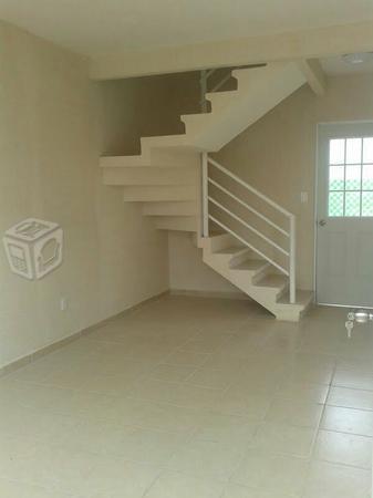 Casa dos plantas en el norte a 10 min altabrisa