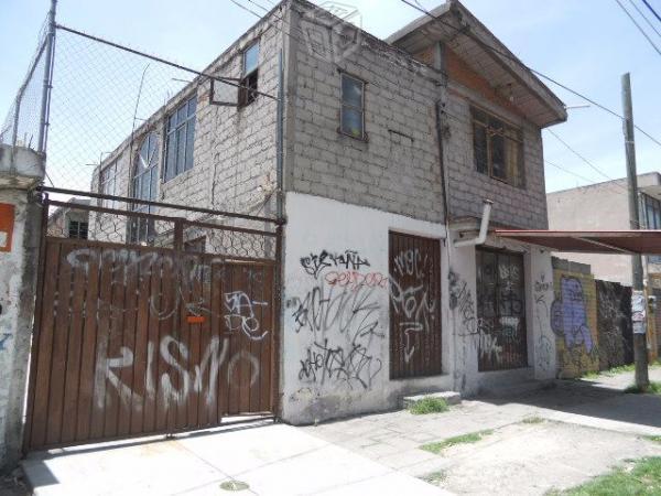 Enorme casa en bosques de san sebastian por la via