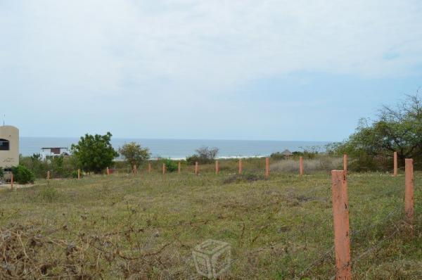 Precioso terreno con vista al mar en Puerto Esc