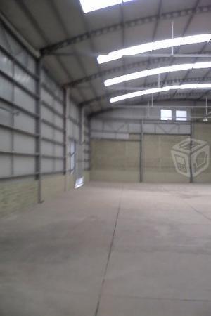 Rento bodega 1100 m2