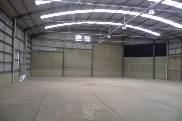 Rento bodega 1100 m2