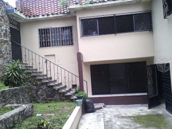 Preciosa casa en 2 niveles