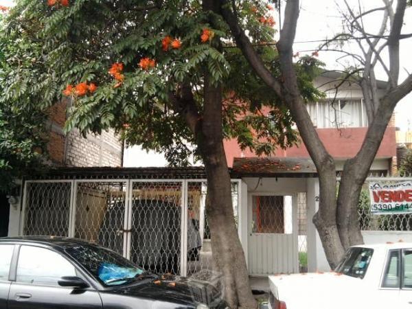 Venta de Amplia Casa