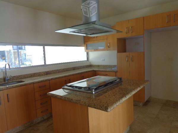 Hermosa casa en Cascatta Lomas de Angelópolis