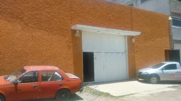 Casa con bodega cerca de sams tulancingo