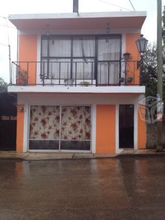 SE VENDE CASA CON LOCAL COMERCIAL