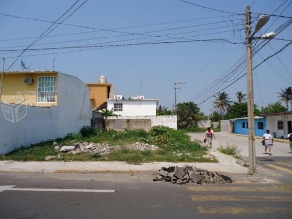 Terreno residencial venta en Colonia Playa Linda