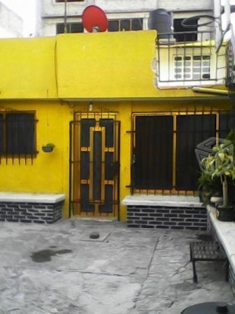 Bonita casa sola en Cuautepec centro Gtvo A Madero