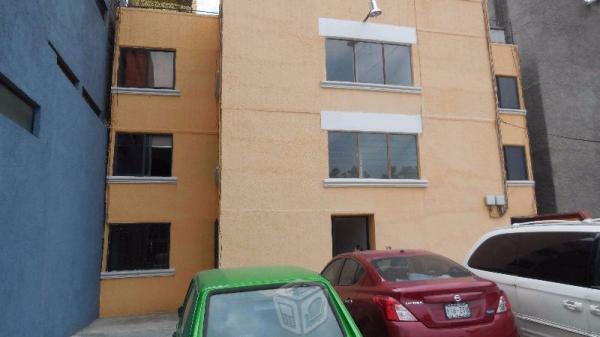 Bonito departamento planta baja en privada
