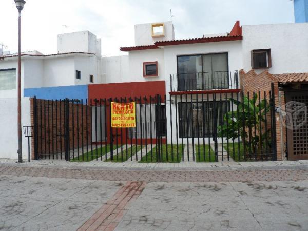 Casa en milenio iii a buen precio con 3 rec., jar