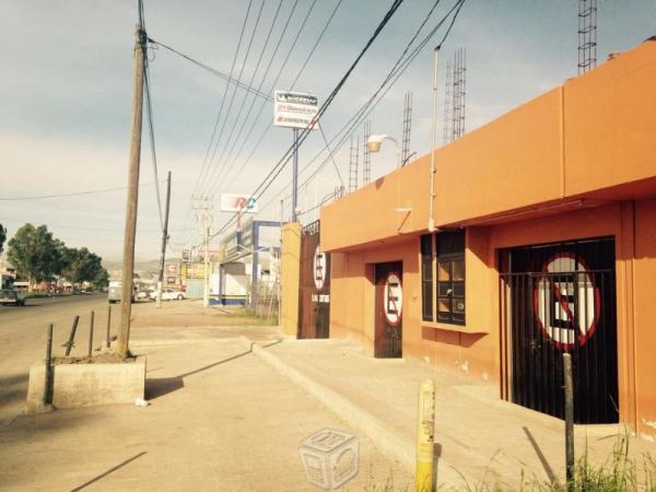 Terreno y local comercial