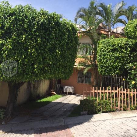 OPORTUNIDAD CÉNTRICA CASA EN CONJUNTO