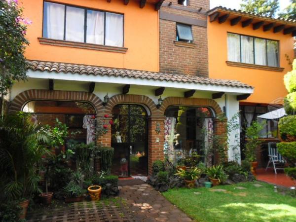 Preciosa casa excelente estado en estilo mexicano