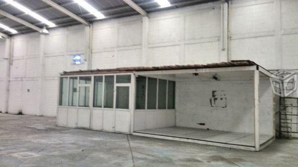 Bodega 900 m2