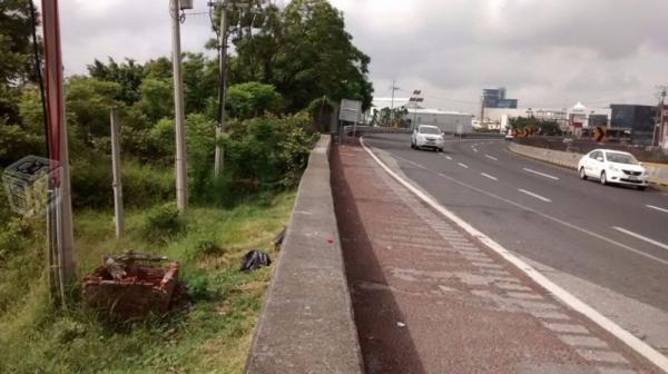 Terreno a unos metros de Galerias