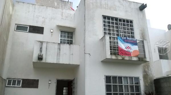 Casa en renta en villas del arte cancun