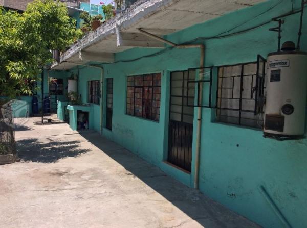 Casa calle cerrada cerca de plaza ecatepec