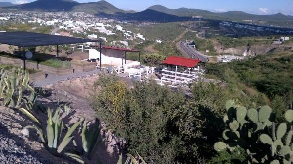 Terreno amplio en biograd juriquilla