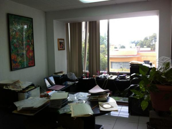 Oficina en Pedro Moreno 300m2