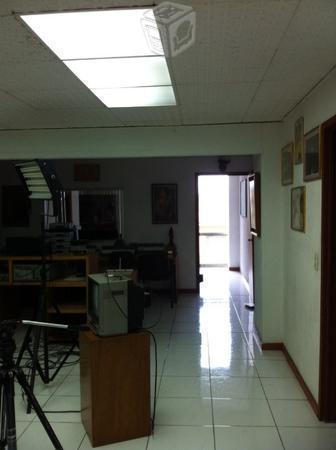 Oficina en Pedro Moreno 300m2