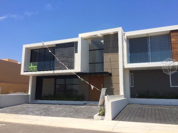 Casa nueva en Juriquilla con excelentes acabados