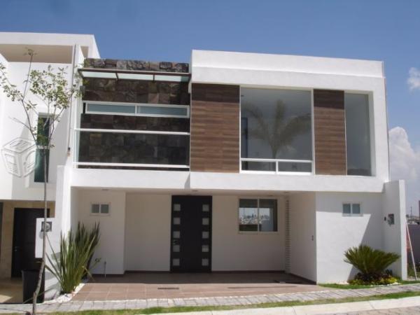 Casa en Lomas Angelopolis