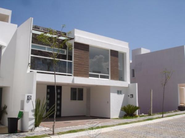 Casa en Lomas Angelopolis