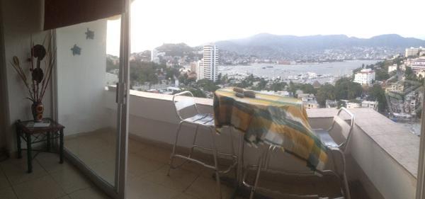 Acapulco excelente piso vista club yates
