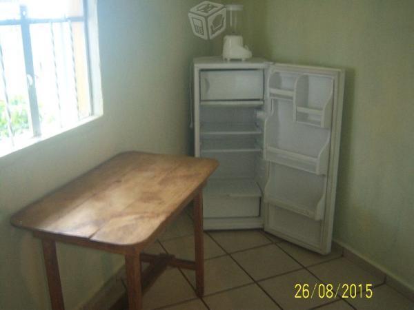 Departamento pequeño para estudiante semi amueblad