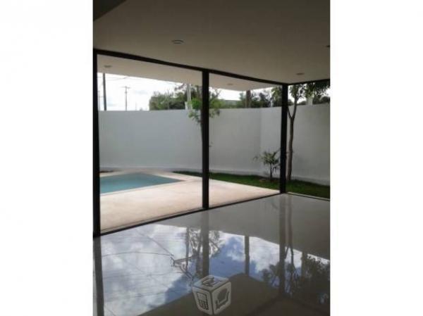 Privada al Nte. con Bellas Residencias con Piscina