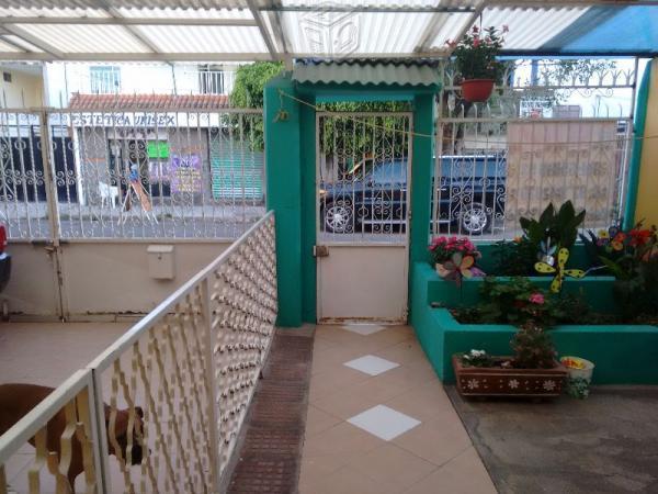 Preciosa casa casa cerca de plaza cristal