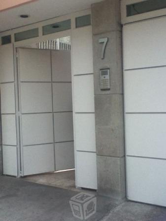 Excelente dpto en calle cerrada con vigilancia