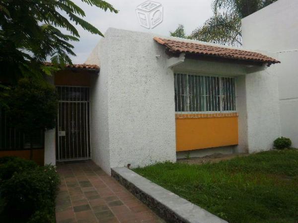 Casa con alberca en venta praderas de la hacienda