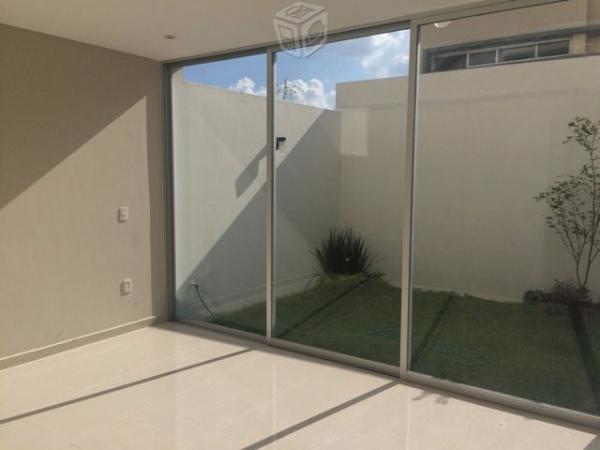 Casa Nueva en Venta en Valle Imperial en