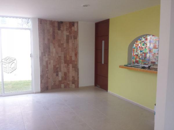 Se vende casa nueva por la 11 sur y la 141 Pte