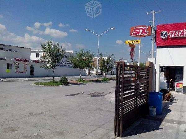 Local Comercial, Frente TKT 6 y Abarrotes