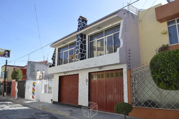 Excelente venta de casa 6 recamaras