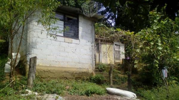 Terreno con vivienda ala venta