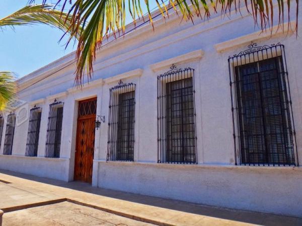 Casa De las Perlas en el malecon de