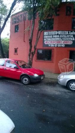 Casa con uso de suelo Av. Pedro Henríquez Ureña