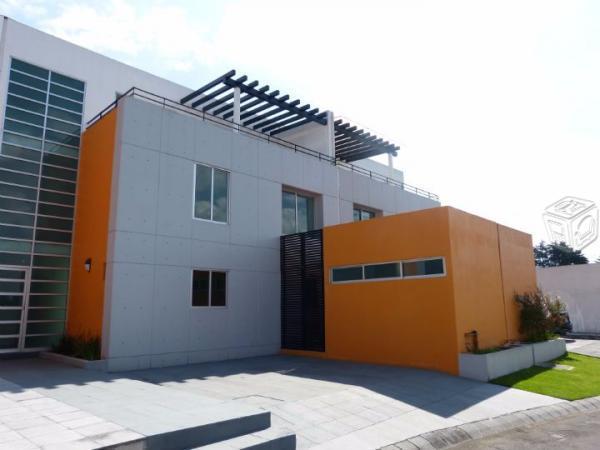 Casa en condominio en venta en Tires, Toluca