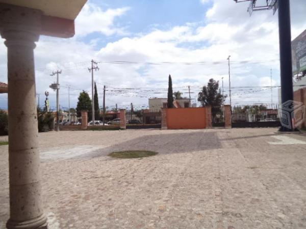 Inmueble de 3100 mts.2 ubicado en Blvd. Colosio