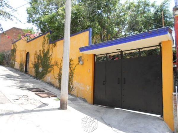 Casa SOLA en Atlacomulco, muy Amplia 5 Recámaras