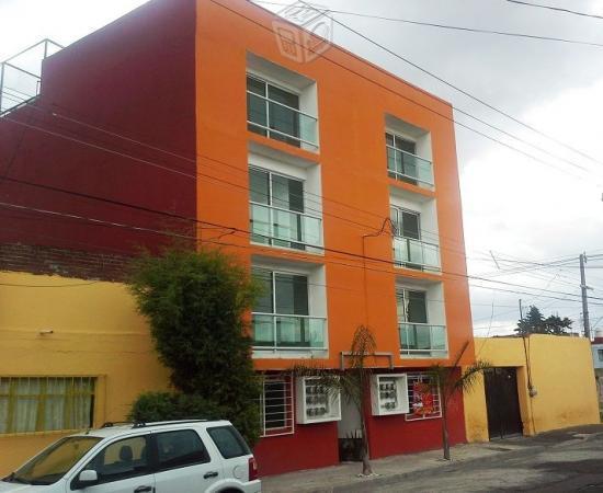 Edificio bien ubicado remodelado por diagonal