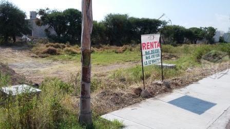 PUERTA REAL 3 lotes comerciales de 320 m2 cada uno