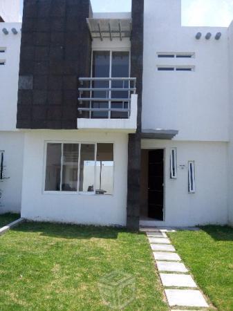 Casa nueva en excelente ubicación en privada