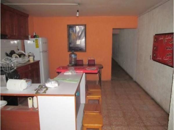 Departamento SEMIamueblado ZONA MANZANARES 3,300