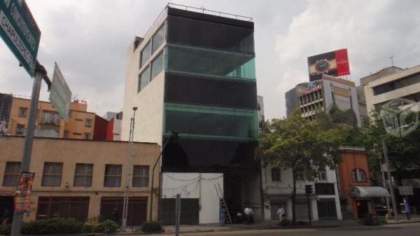 Oficina sobre Ave Chapultepec y Sevilla