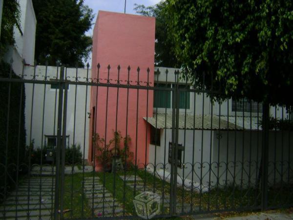 Casa en lomas verdes iv